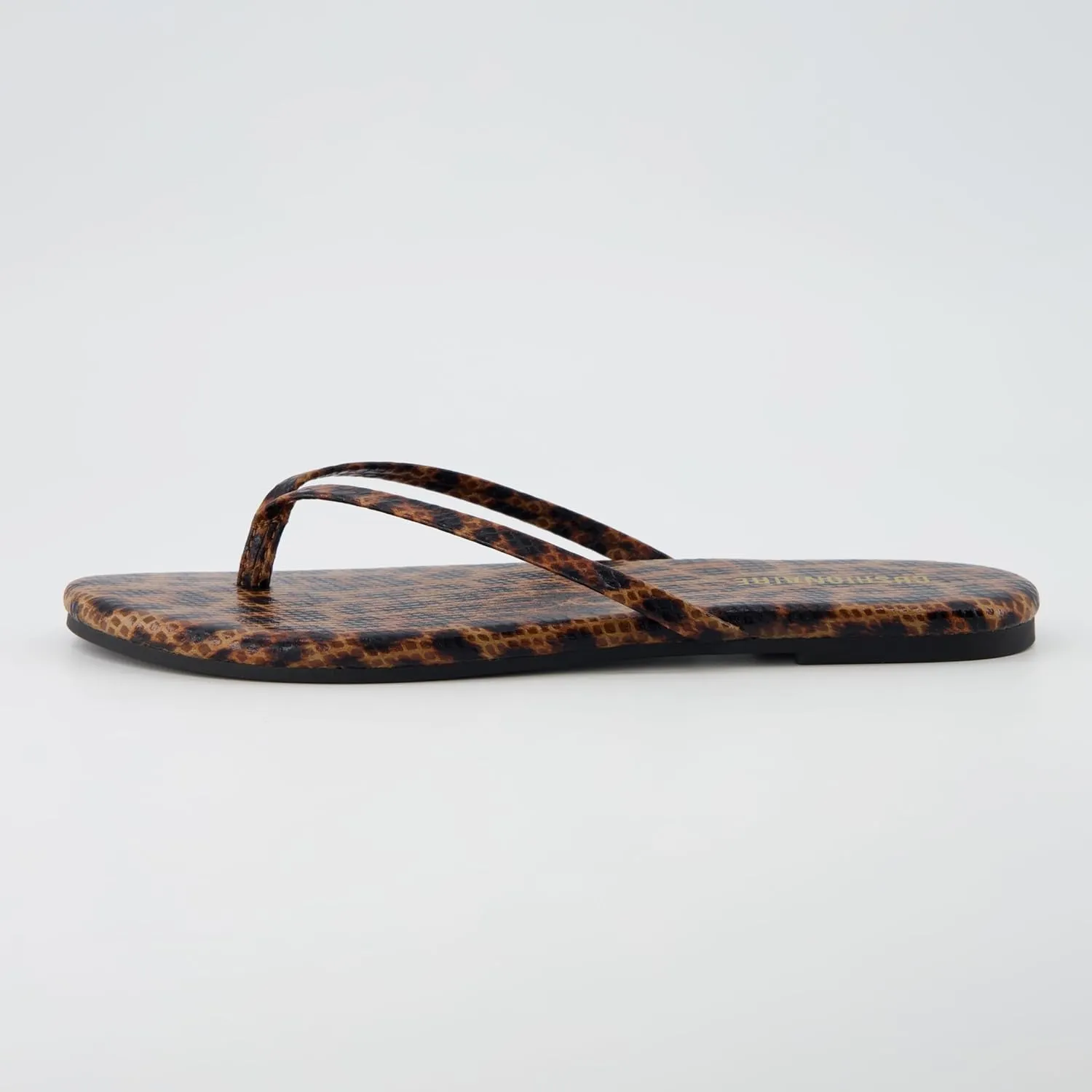 CUSHIONAIRE Cruise Womens Minimalist Flip Flops  Ultra-Lightweight Summer Sandals with Non-Slip Sole